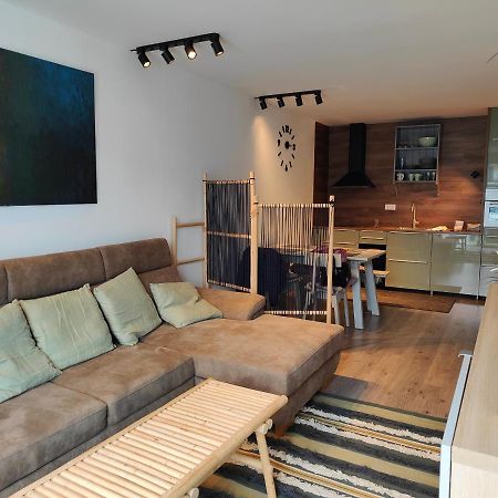 Beachfront Paradise Ezuest Panorama Lakeview Apartment With Panoramic Terrace シオーフォク エクステリア 写真
